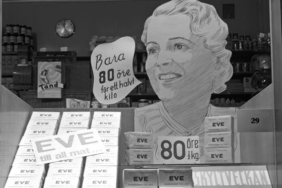 Eve margarin i skyltfönstret till en Konsumbutik 1938